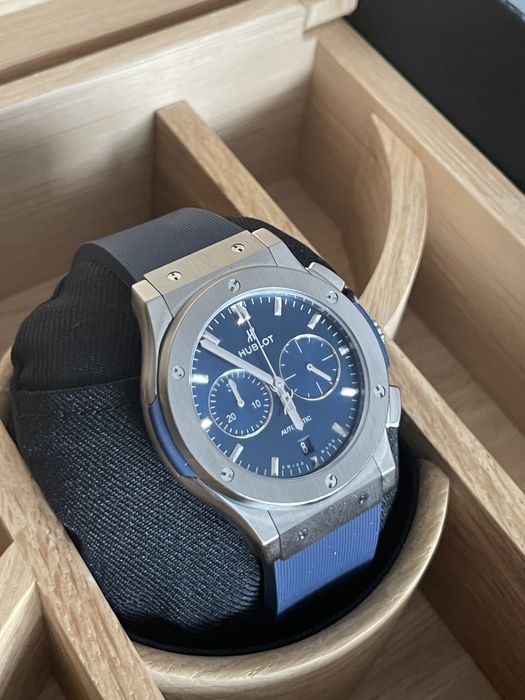 Часовник Hublot Classic Fusion Chronograph 42 Blue Titanium