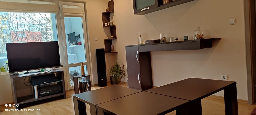 Цялостно обзавеждане за хол