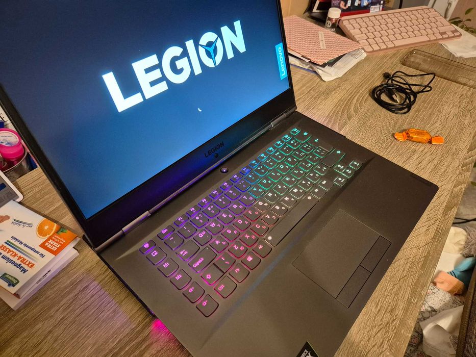 Lenovo Legion Y740 15.6" геймърски лаптоп RTX 2060, I7 9750H, 48GB RAM