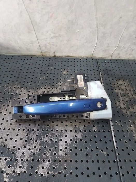 Maner usa dreapta audi a5 8t 8t02837886a