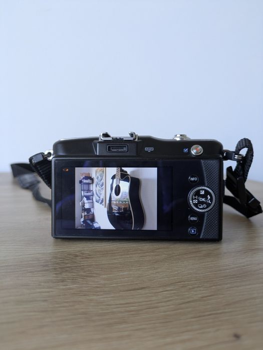Olympus E-PM1 mini - УНИКАЛНИ СНИМКИ Дигитален Фотоапарат В Отлично Състояние