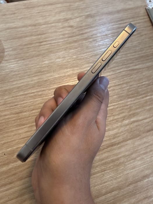 iPhone 15 Pro Max 256 GB Natural Titanium