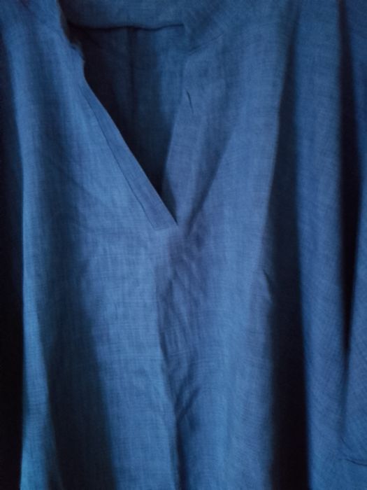 Тъмносиня блузка