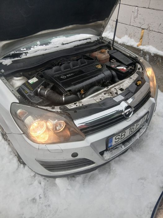 Vând mașină Olel Astra H