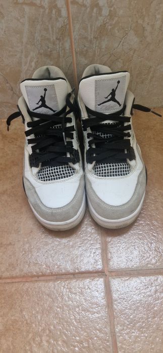 Air Jordan 4 Retro Military Black fac si schimb