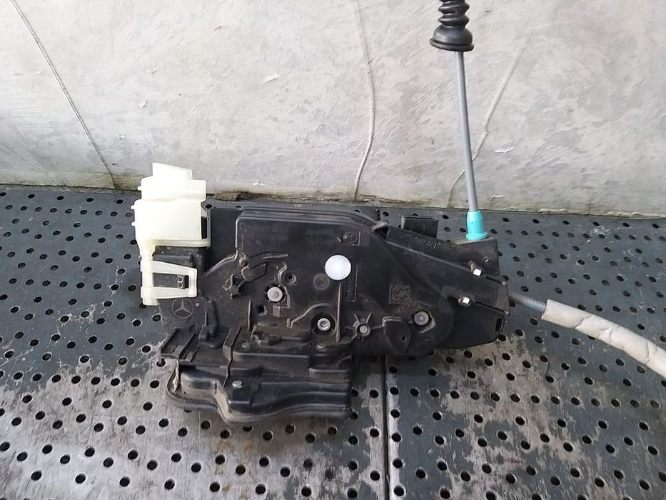 Broasca usa dreapta fata mercedes a class w177 a0997202002 a1770032899