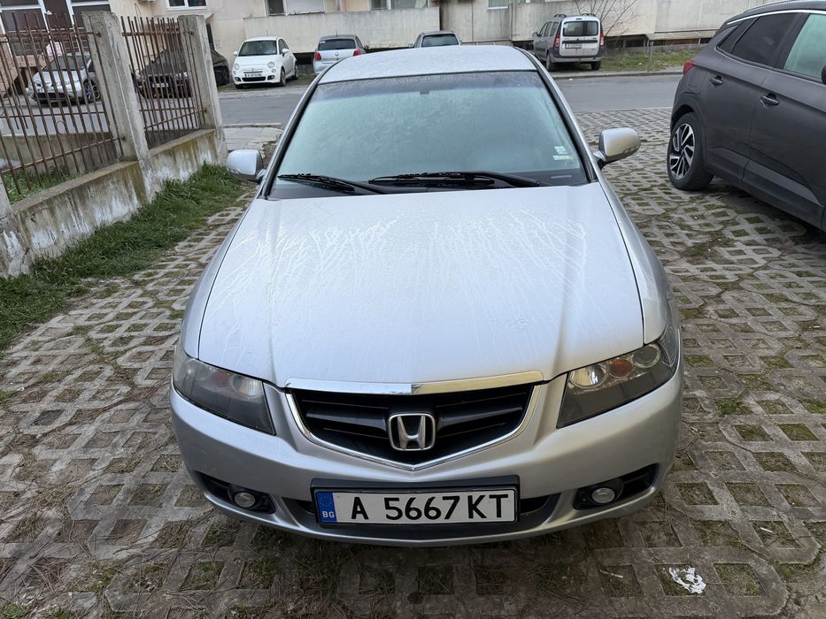 Honda accord на части или цяла