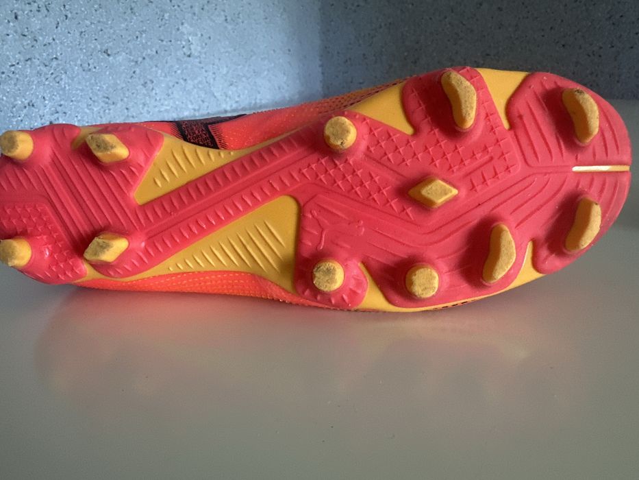 Продаю бутсы Puma Future оригинал