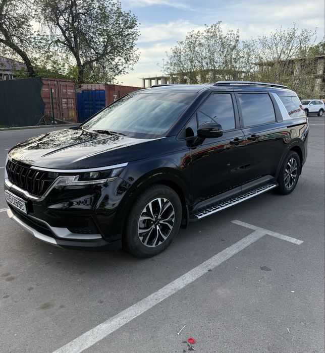 Kia Carnival Comfort 2023 7 orinli