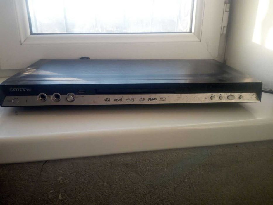 Продаю нерабочие DVD плееры