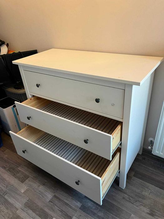 Comoda Ikea Hemnes