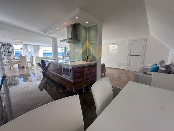 Продава се Мезонет в Поморие - 280 кв.м за 815 €/кв.м - Снимка #3