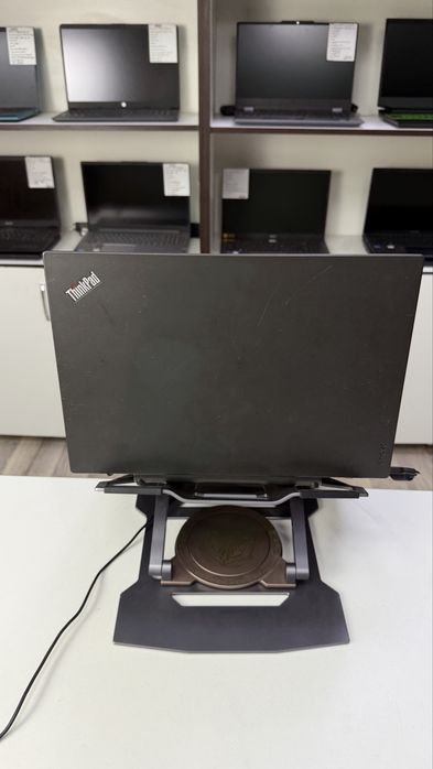 Ноутбук легендарный модель ThinkPad /i5-6300U / Ram8 / Ssd256 /
