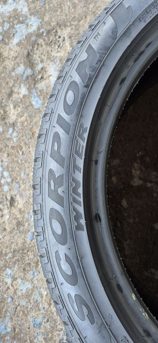 2 anvelope iarna Pirelli 245/45/21,dot 2020.Pretul este pe bucata