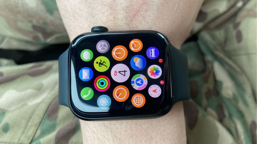 Часы Apple Watche SE