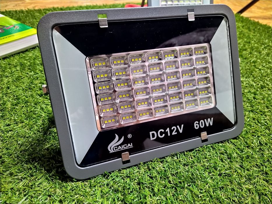 Proiector led ultraslim 12v - 60 w , ideala pescuit , camping , vanatoare