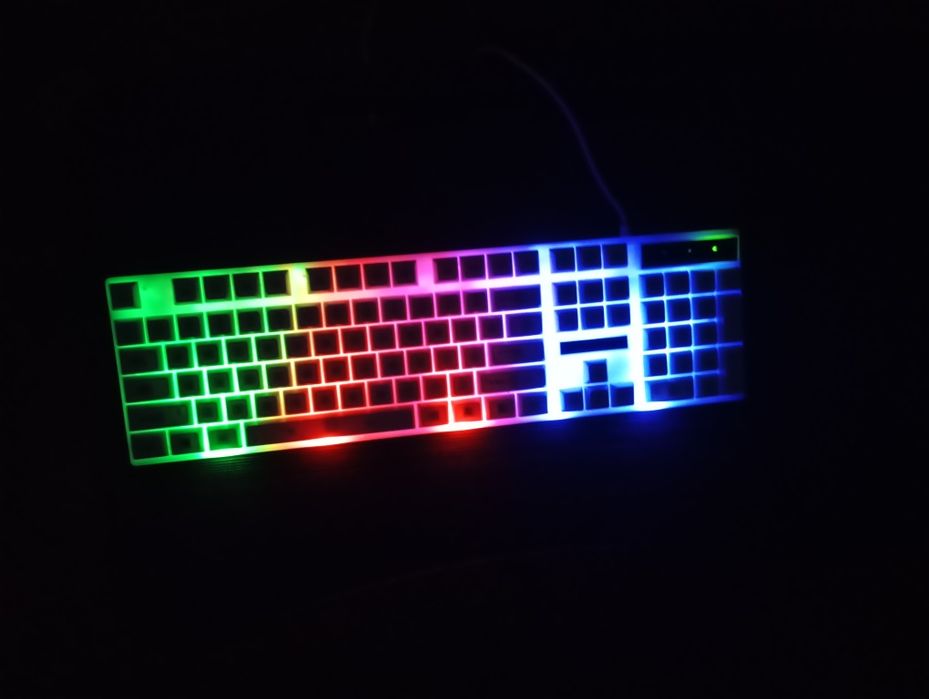 Tastatura Gaming alba cu led-uri