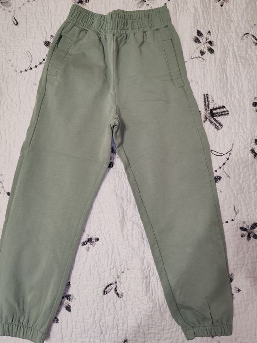 Детска рокля, клинове и блузки лот