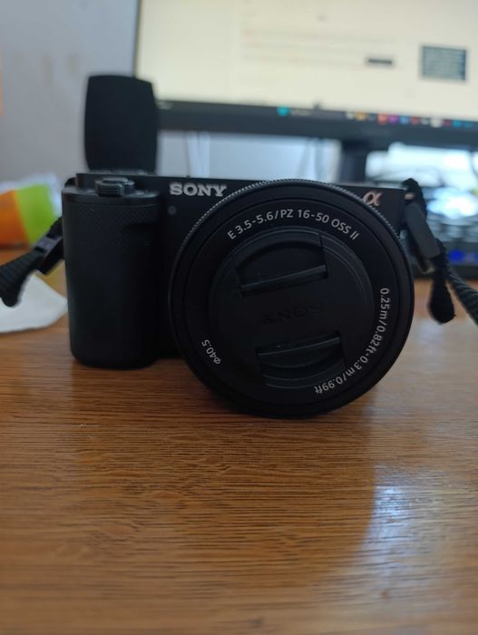 Sony ZV-E10 II Aparat Foto Mirrorless 26MP Video 4K60p Kit cu Obiectiv 16-50mm mk2