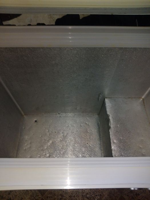 Продам морозильную камеру