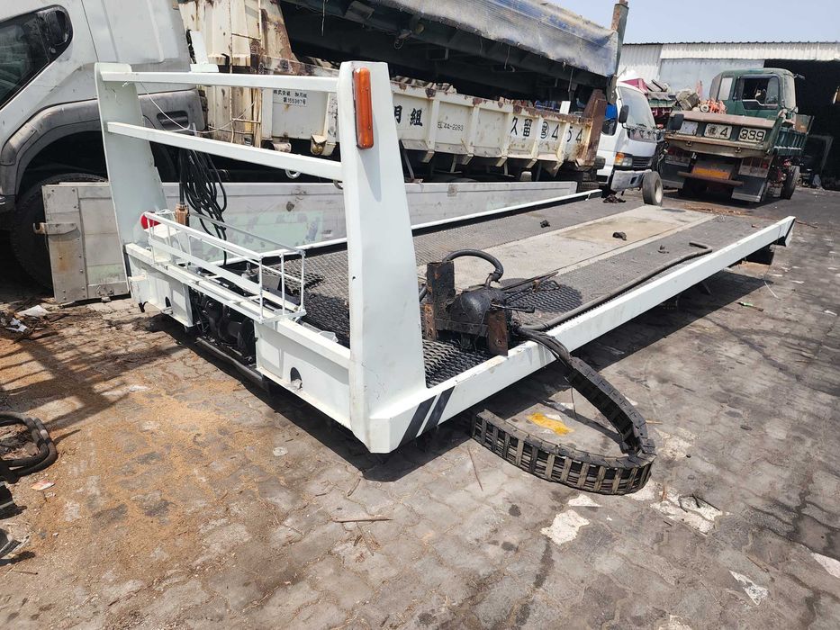 Эвакуатор плошадка гидравлический