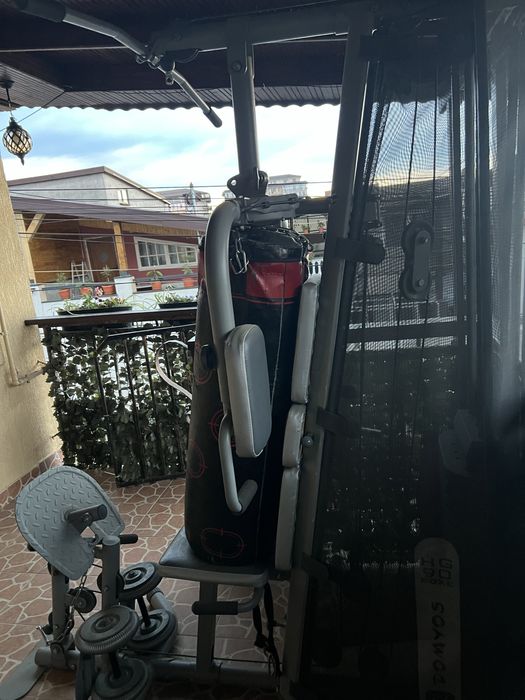 Aparat multifuncțional pentru fitness – ideal pentru antrenament acasă