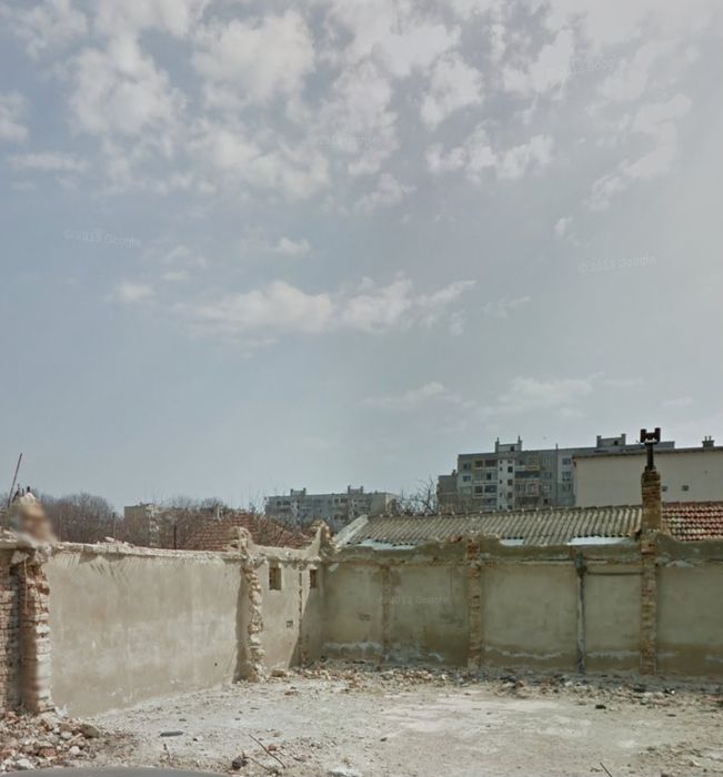 Продава се Къща в Варна, Автогара - 150 кв.м за 850 €/кв.м - Снимка #1