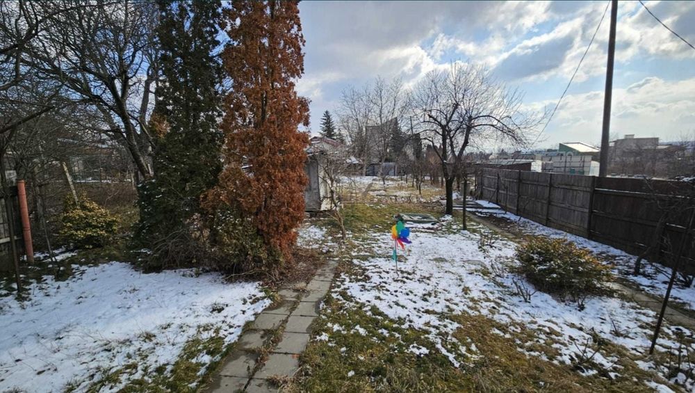 Casă de închiriat – P+M, Copou, 100 mp, 700 mp grădină- locuință/birou