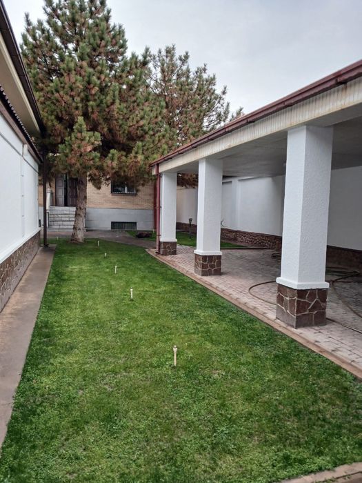 Дом в центре.  Ракат Боши