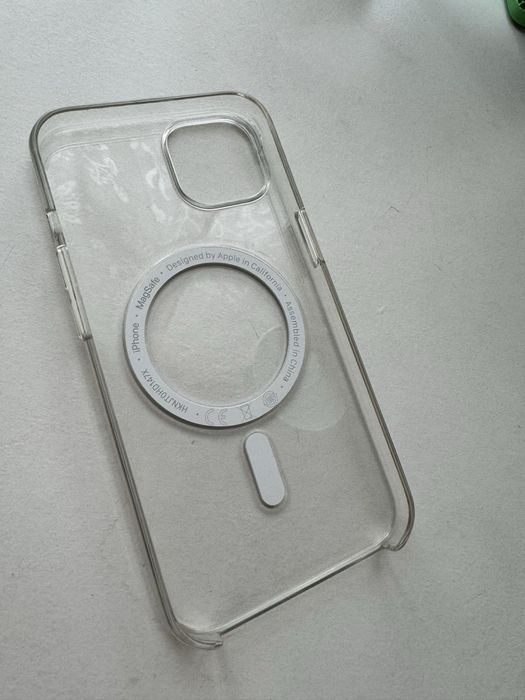 Калъфи за Iphone 13