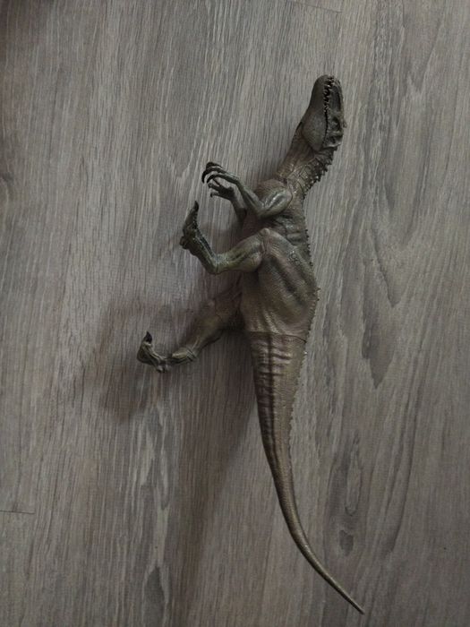 Индоминус Рекс игрушка