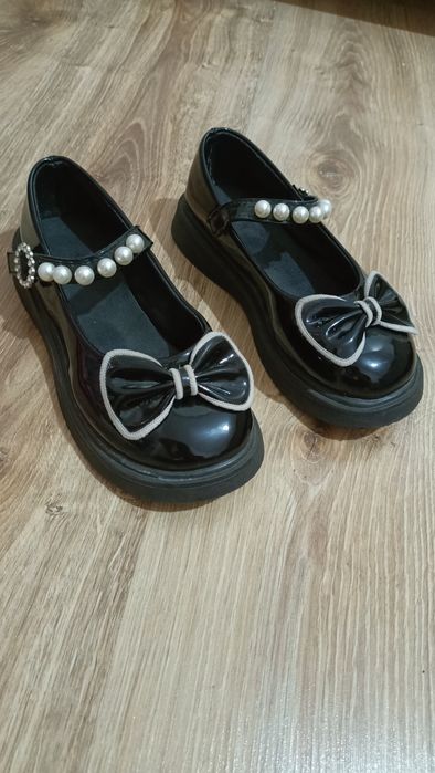 Туфельки для девочки