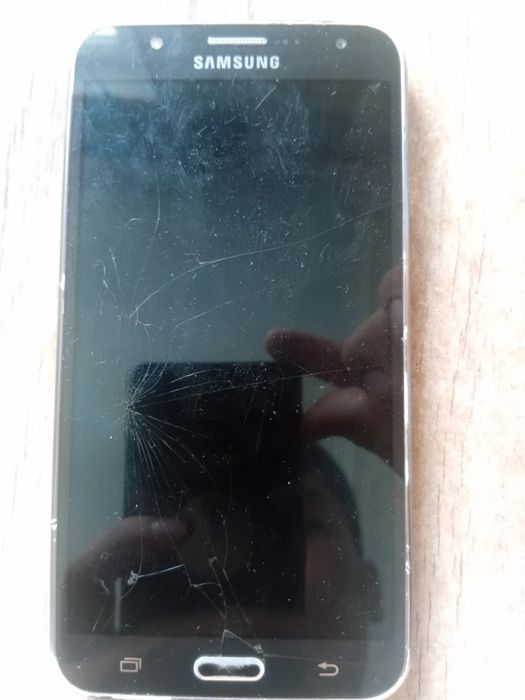 Samsung Galaxy J7 / Telefon