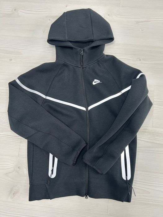 Nike tech reflective