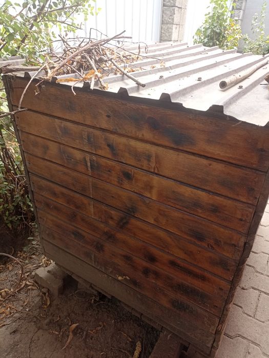 Продам будку для собак