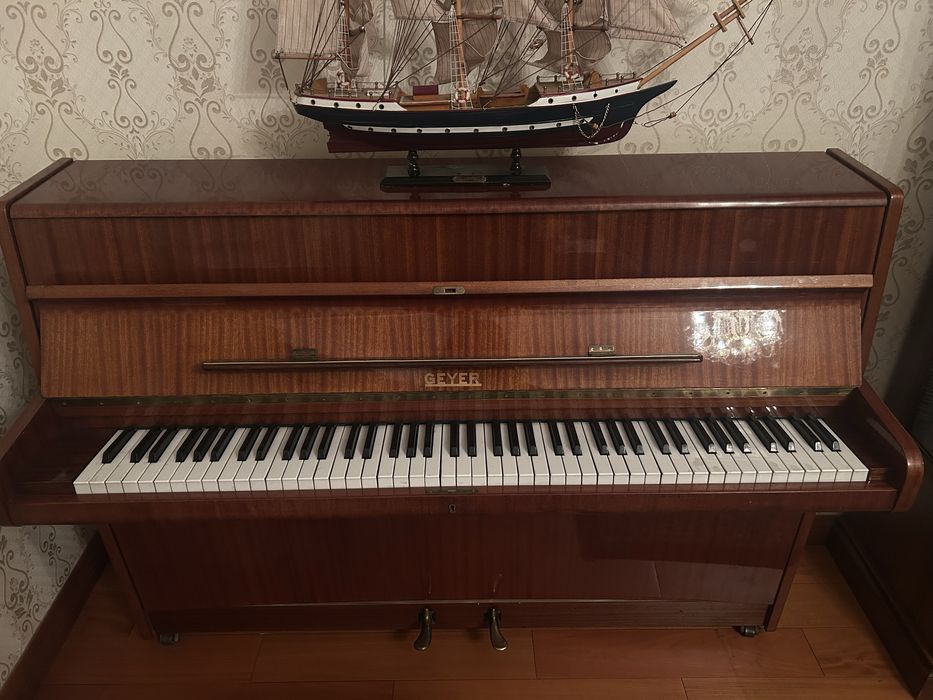 Фортепиано geyer