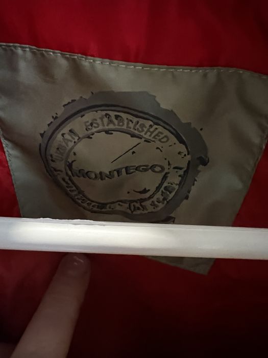 Geaca usoara subtire de primavara verde deschis