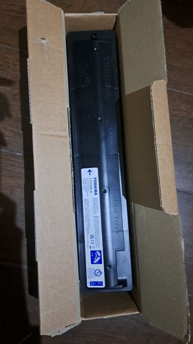 Toner  laser Toshiba T-FC50E-K negru , T-FC50E-M magenta