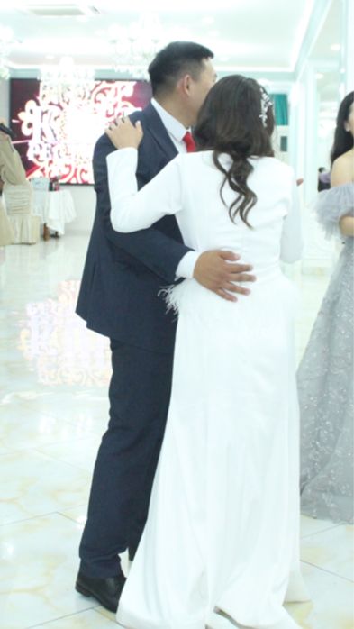 Продам свадебное платье