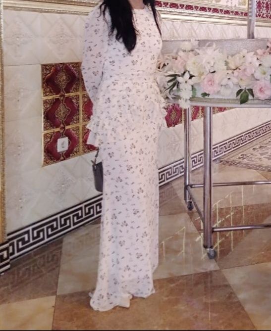 Очень красивое вечернее платье