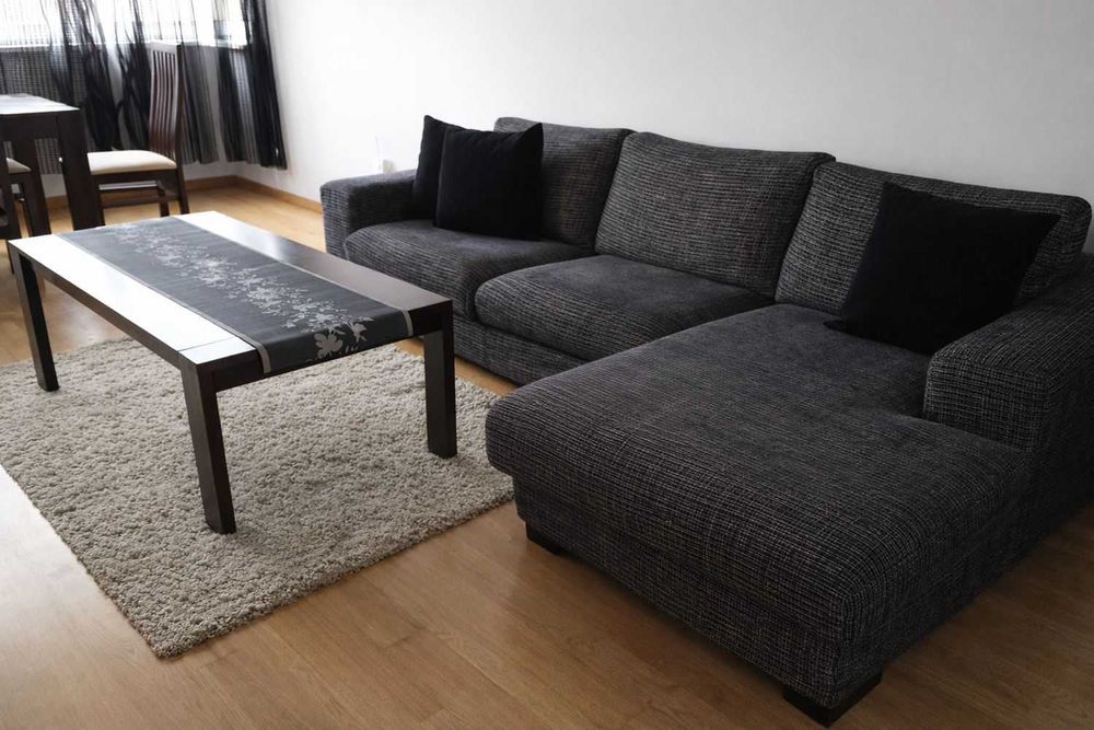 Тристаен апартамент под наем в Център София