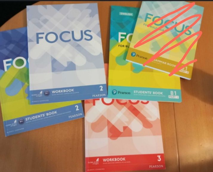 Тетрадки, Тестове и учебници по Английски език - Focus, Live beat и др