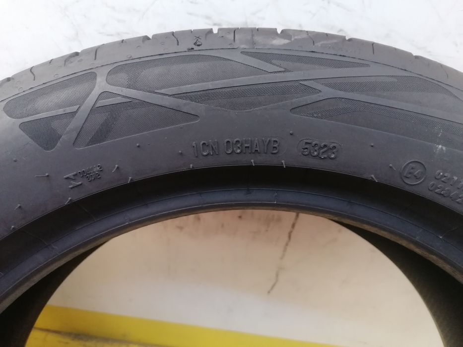 205/55/17  2*Continental vara XL. Dot 5323.    5,,62mm