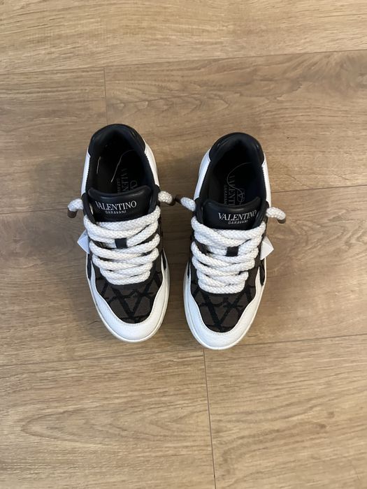 Adidasi dama Valentino 36