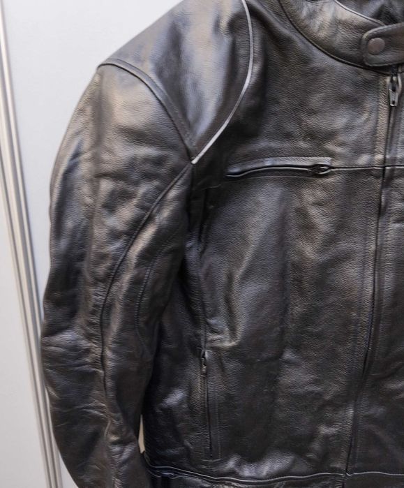 НАЙ ДОБРАТА ОФЕРТА Мъжко рокерско кожено яке с протектори Crivit sport