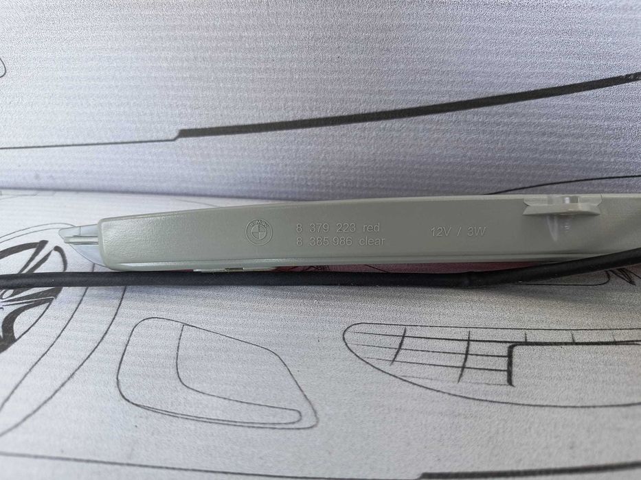 Al Treilea Stop Spoiler Spate Led Bmw Z3 1998 / 1994-2002 Cod OEM 8379223 (4B2)