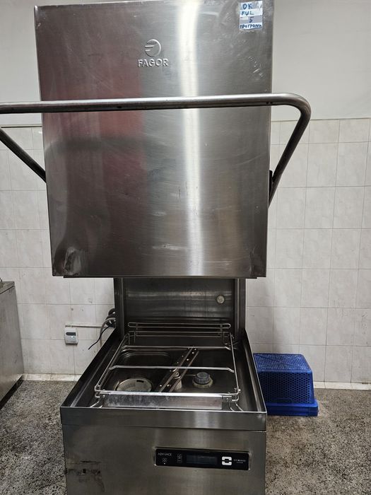 Куполна съдомиялна Fagor AD-125,2020г,с аспиратор,2500лв