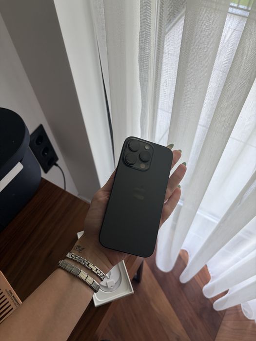 Iphone 16 Pro Black Titanium