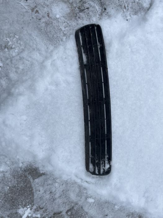 Продам решетку на ауди