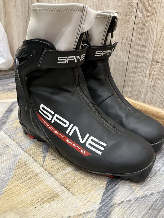 лыжные ботинки конек